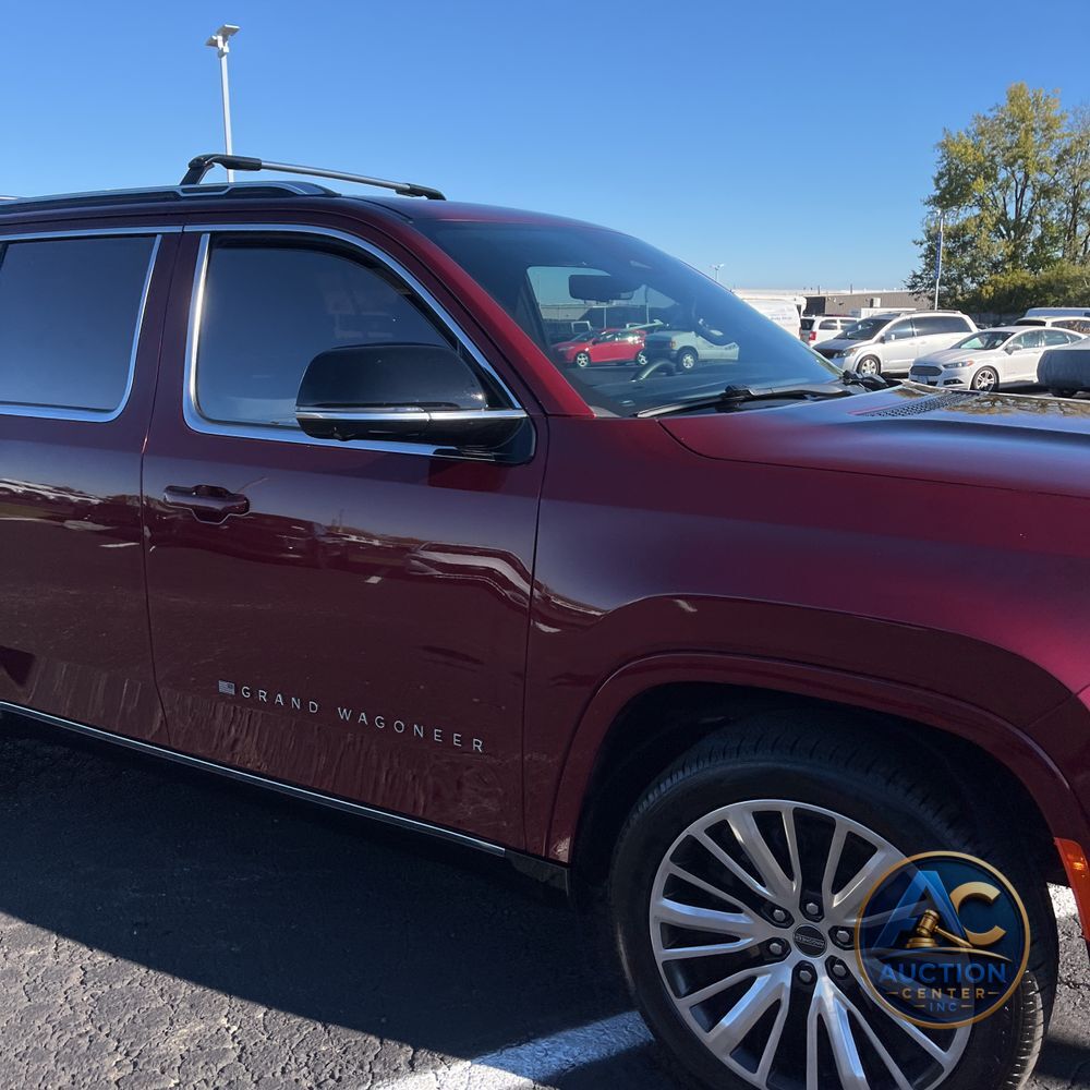 2023 Jeep Grand Wagoneer Series III