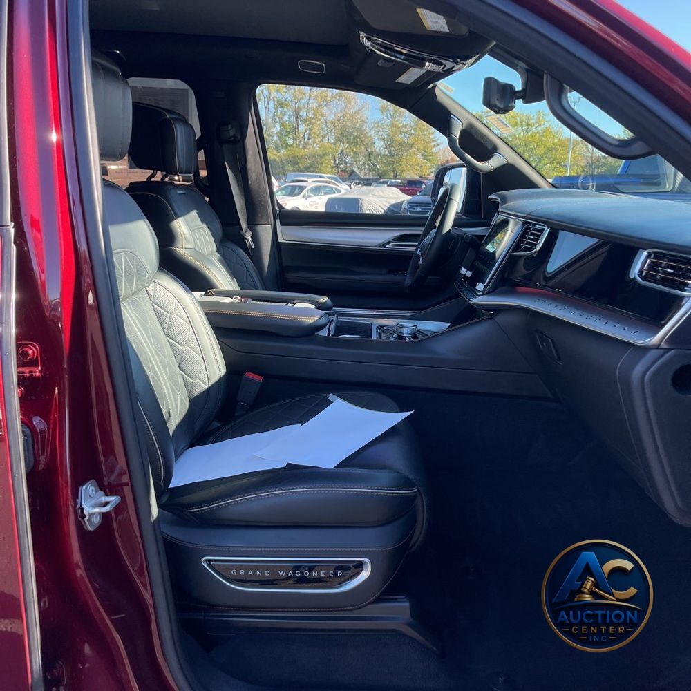 2023 Jeep Grand Wagoneer Series III
