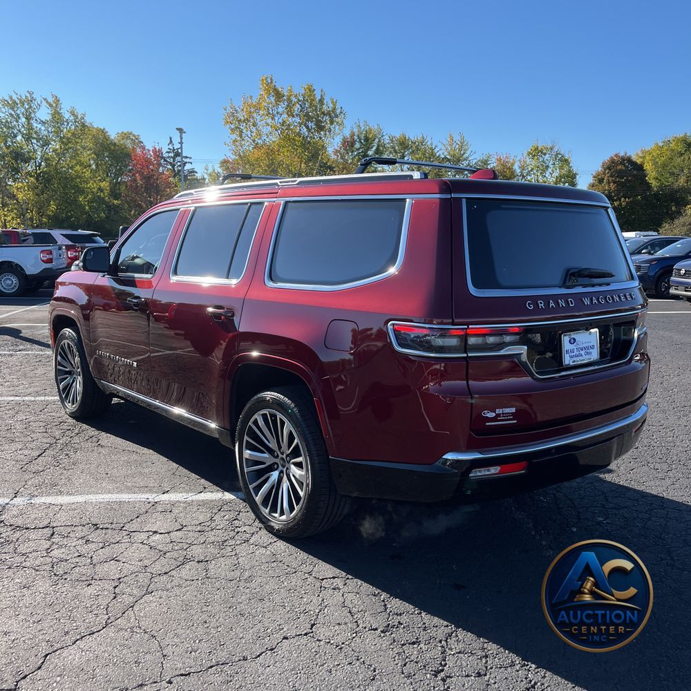 2023 Jeep Grand Wagoneer Series III