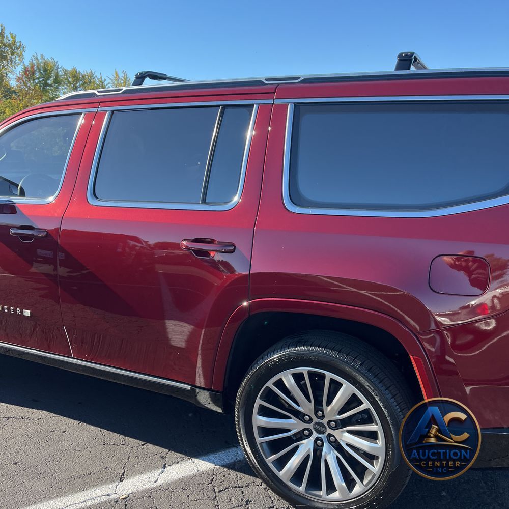 2023 Jeep Grand Wagoneer Series III