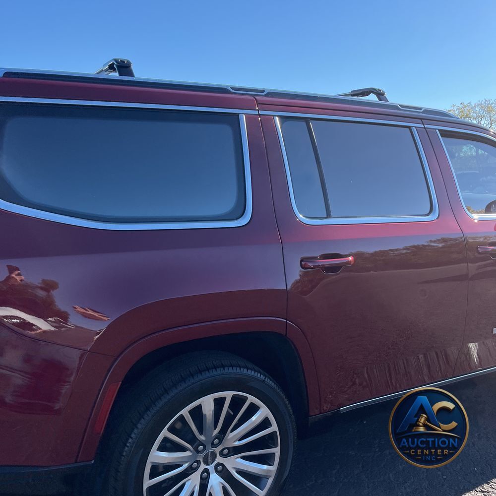 2023 Jeep Grand Wagoneer Series III