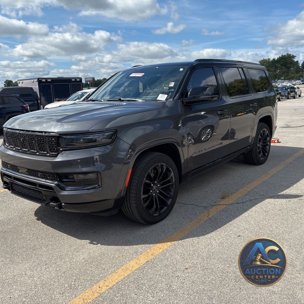 2024 Jeep Grand Wagoneer Series III Obsidian
