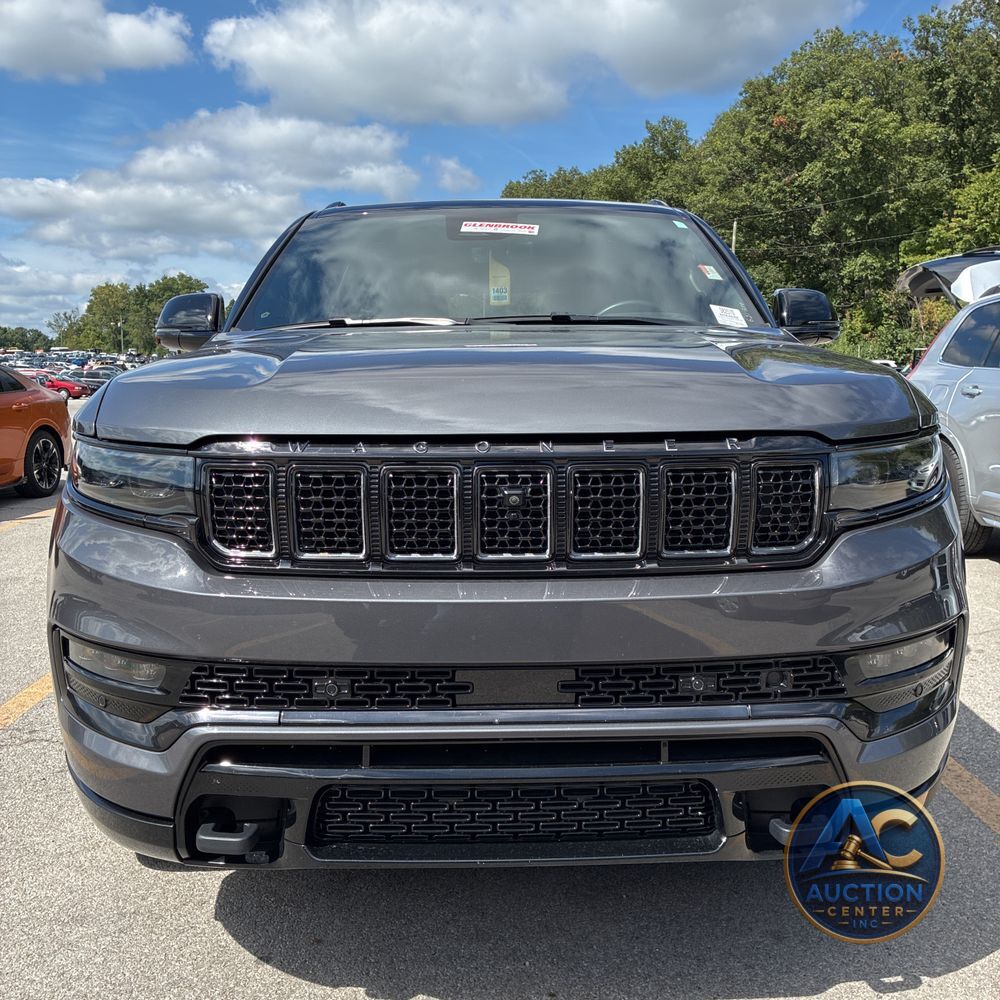 2024 Jeep Grand Wagoneer Series III Obsidian