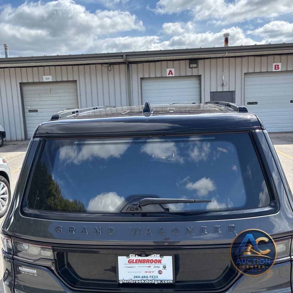 2024 Jeep Grand Wagoneer Series III Obsidian