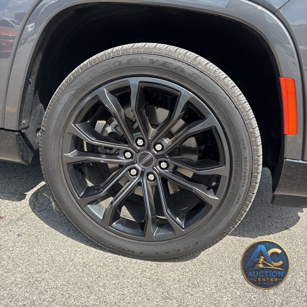 2024 Jeep Grand Wagoneer Series III Obsidian
