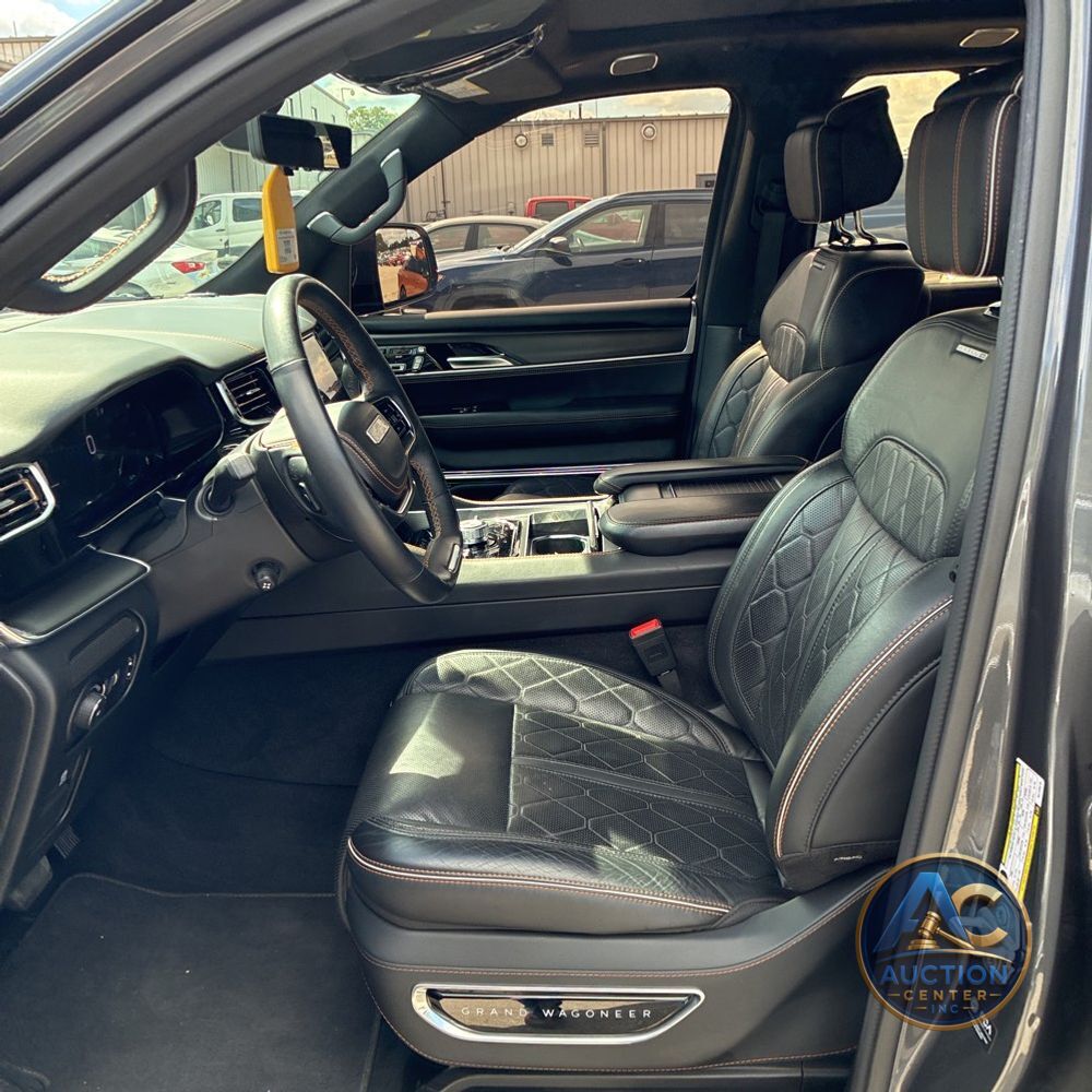 2024 Jeep Grand Wagoneer Series III Obsidian