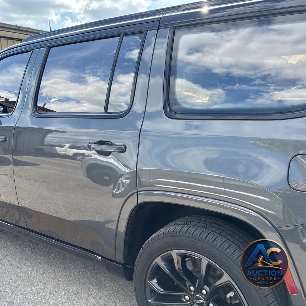 2024 Jeep Grand Wagoneer Series III Obsidian