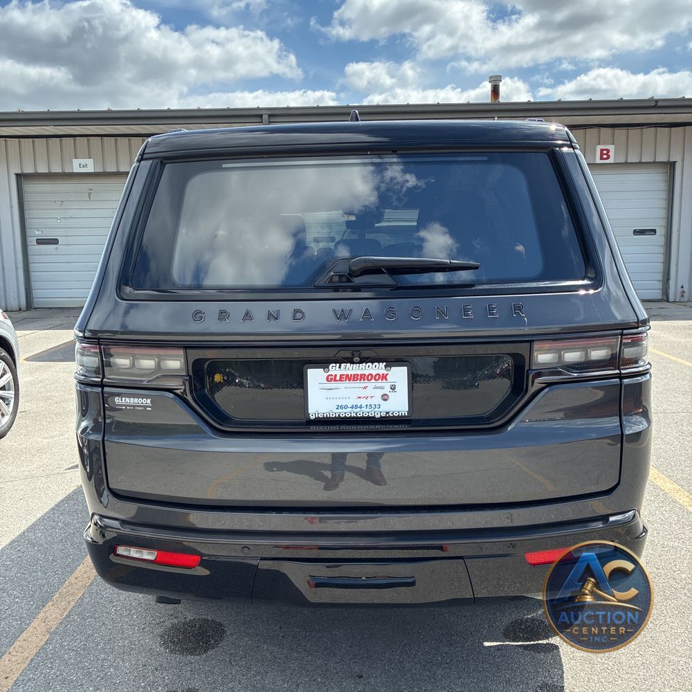 2024 Jeep Grand Wagoneer Series III Obsidian