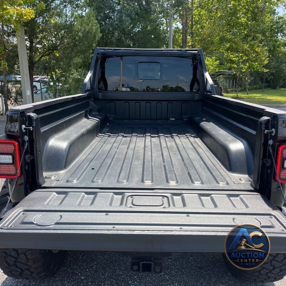 2022 Jeep Gladiator Sport S