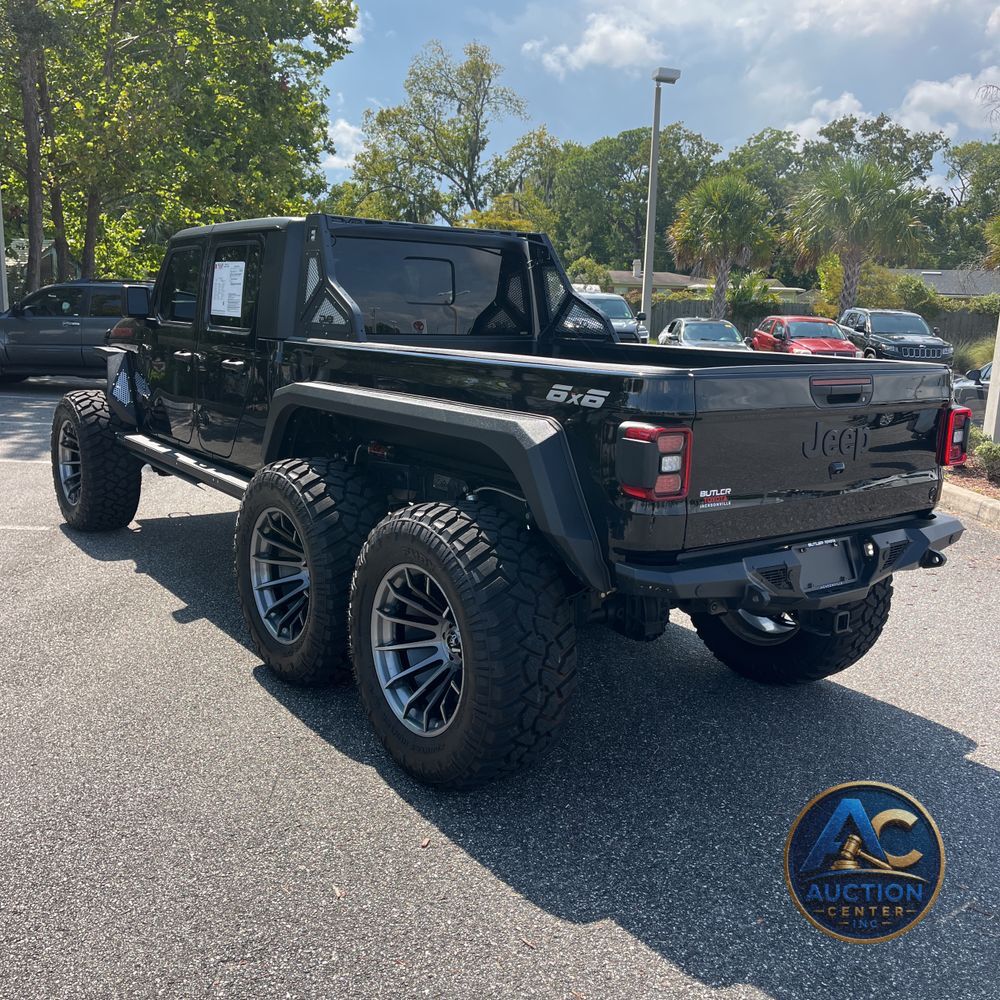 2022 Jeep Gladiator Sport S