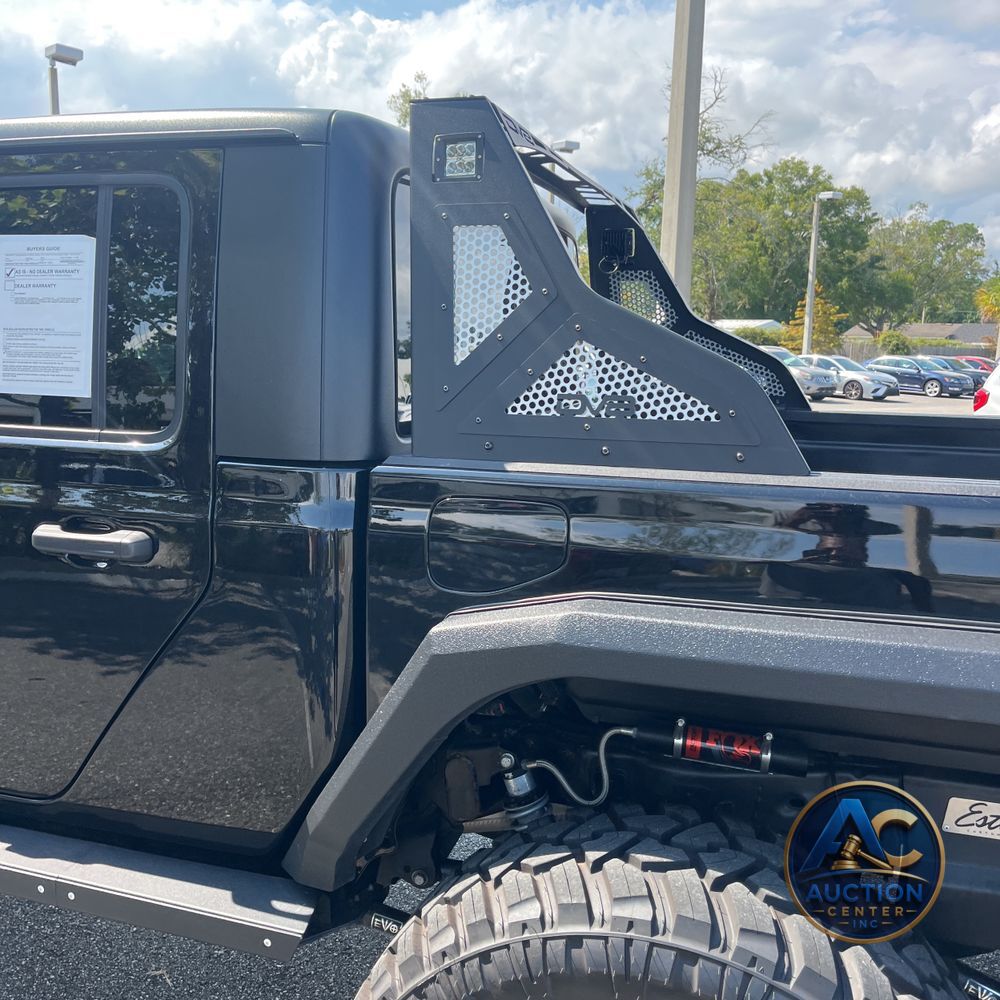 2022 Jeep Gladiator Sport S