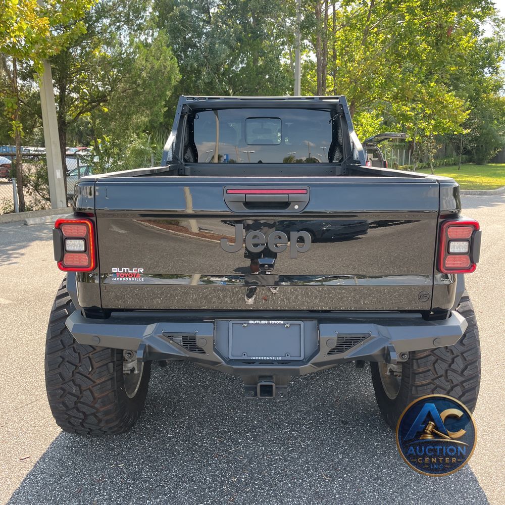 2022 Jeep Gladiator Sport S