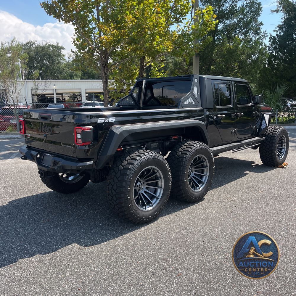 2022 Jeep Gladiator Sport S