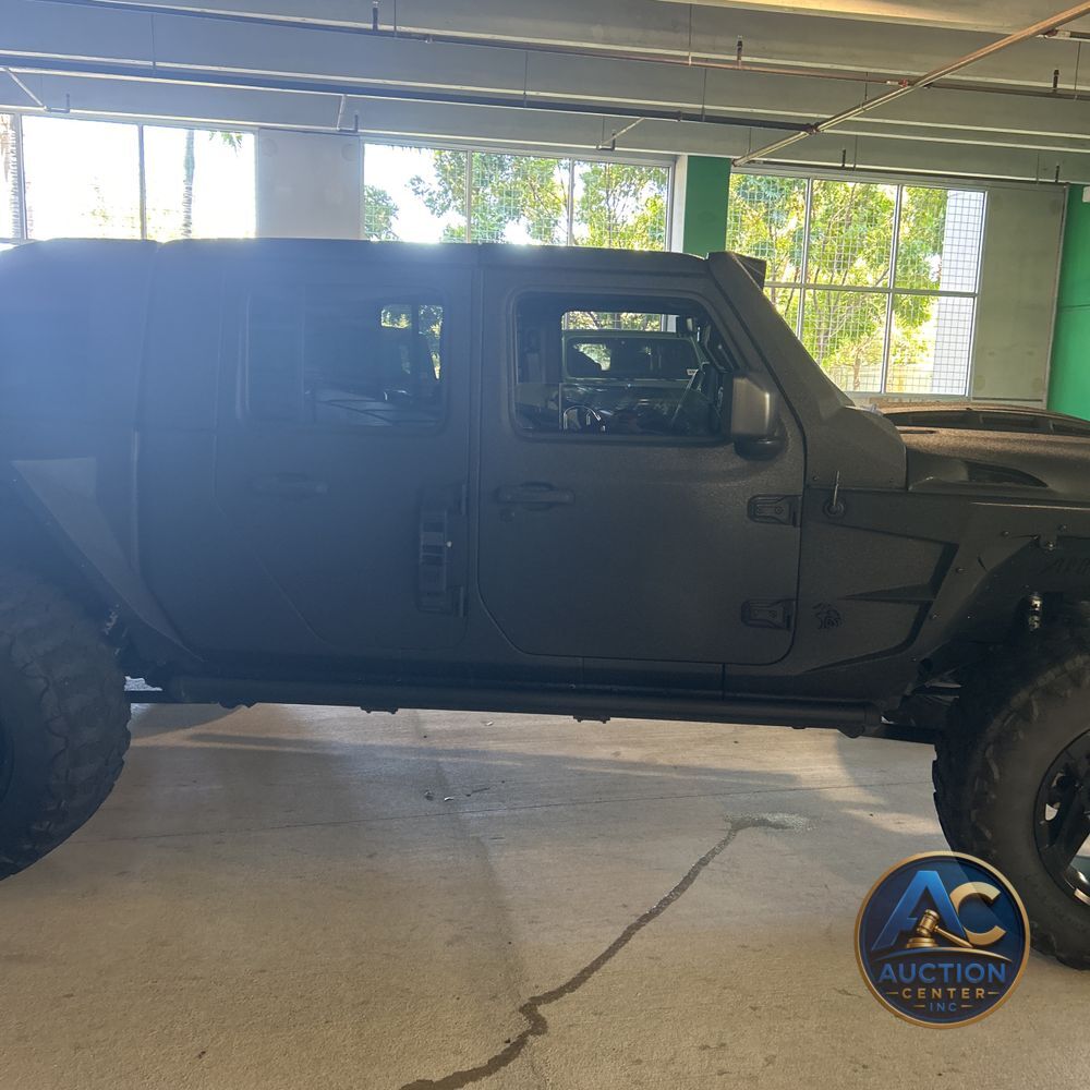 2021 Jeep Gladiator Overland