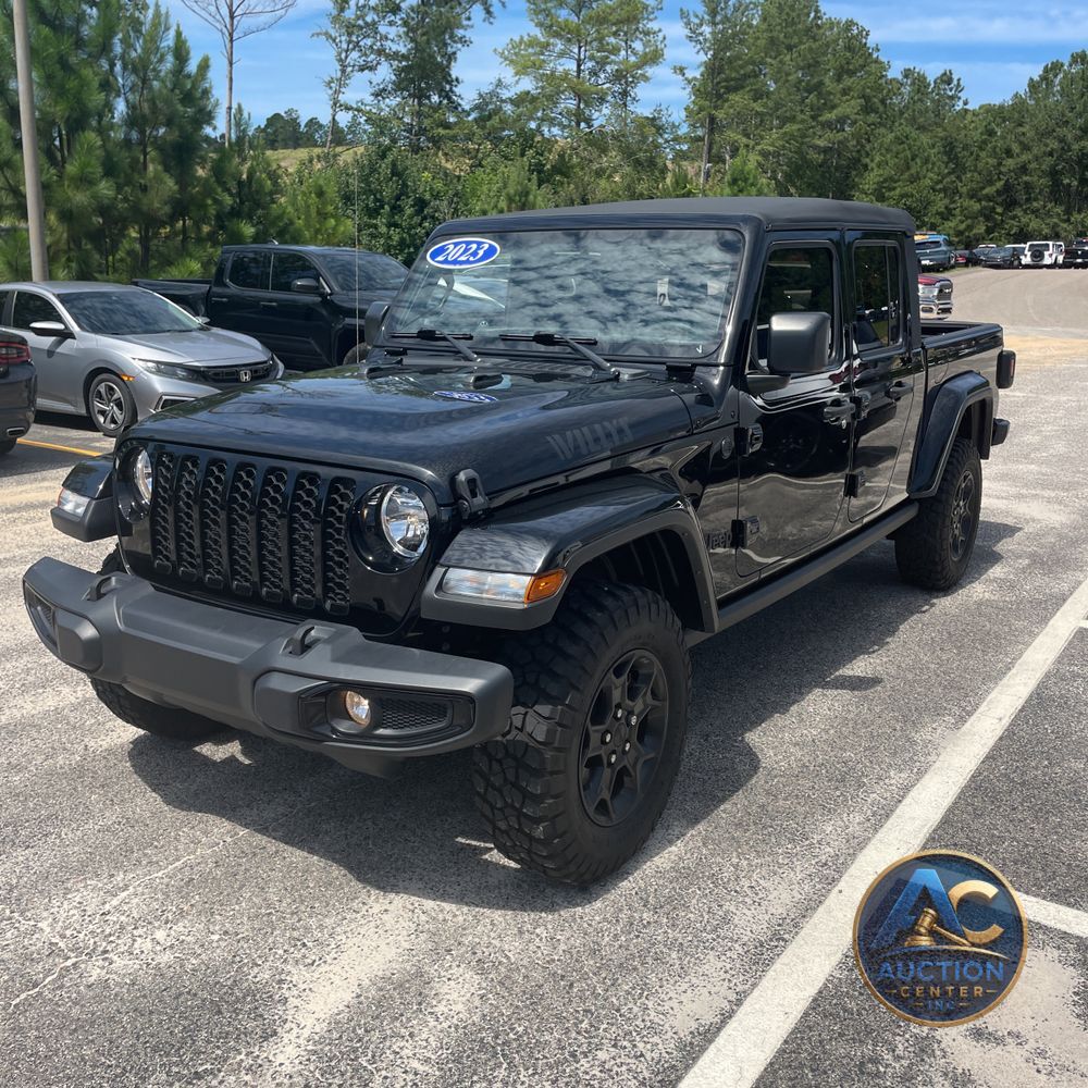 2023 Jeep Gladiator Willys