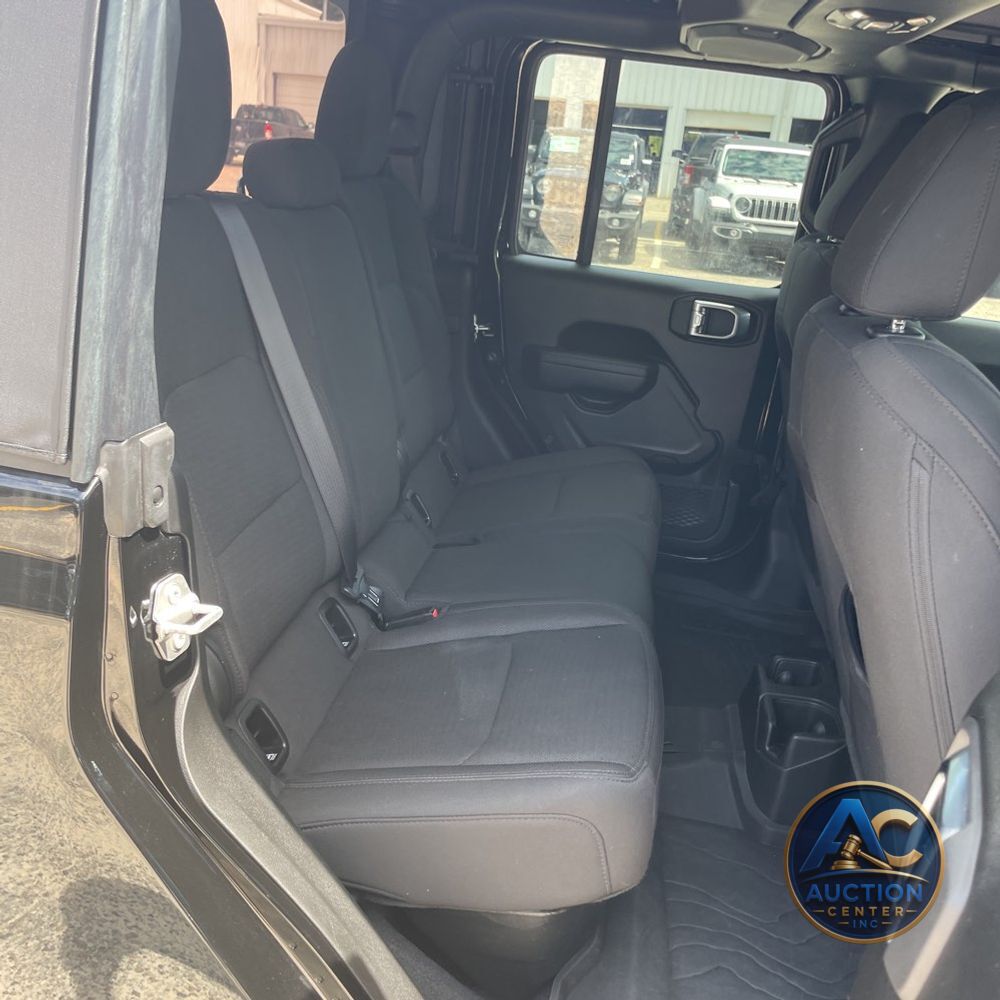 2023 Jeep Gladiator Willys