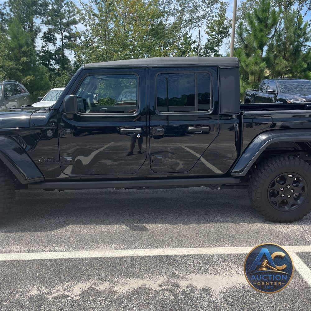 2023 Jeep Gladiator Willys