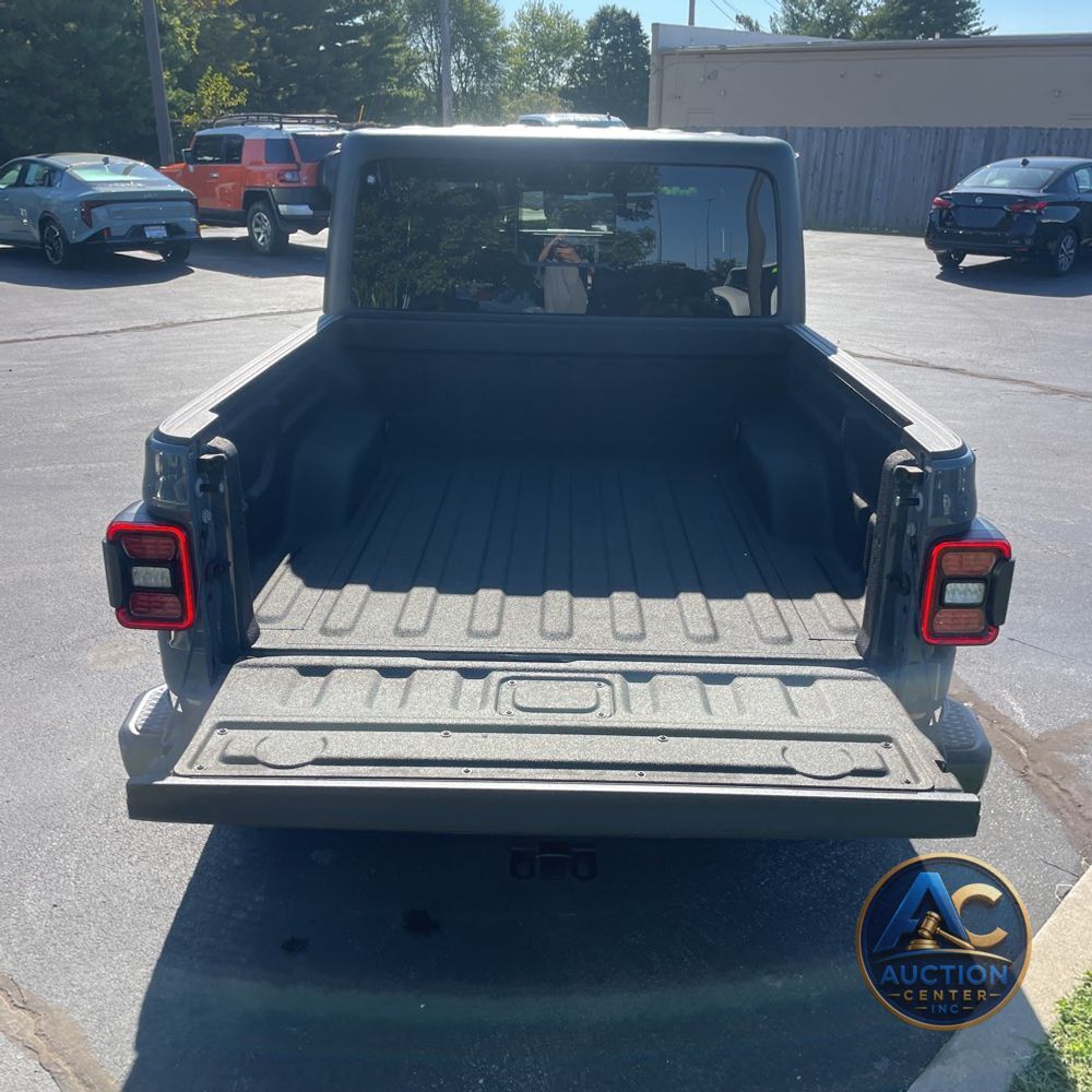 2024 Jeep Gladiator Mojave