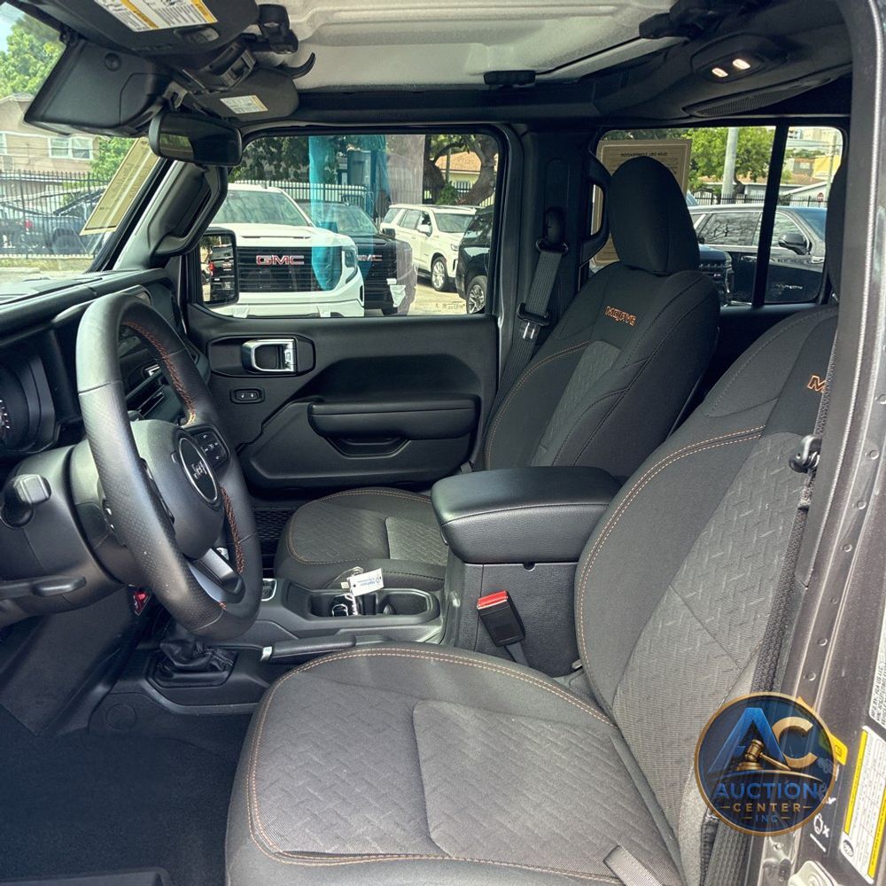 2024 Jeep Gladiator Mojave