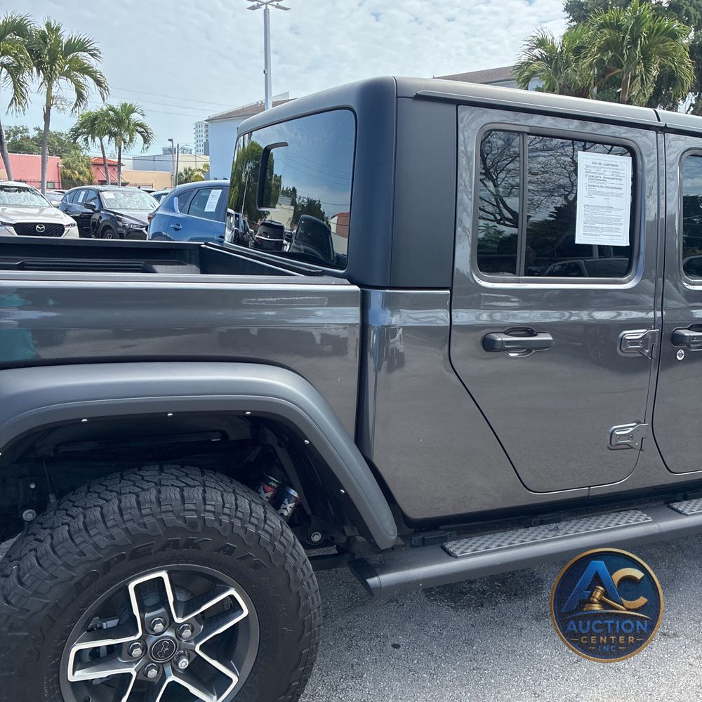 2024 Jeep Gladiator Mojave