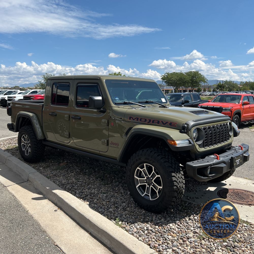2025 Jeep Gladiator Mojave X