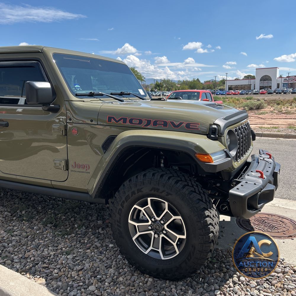 2025 Jeep Gladiator Mojave X