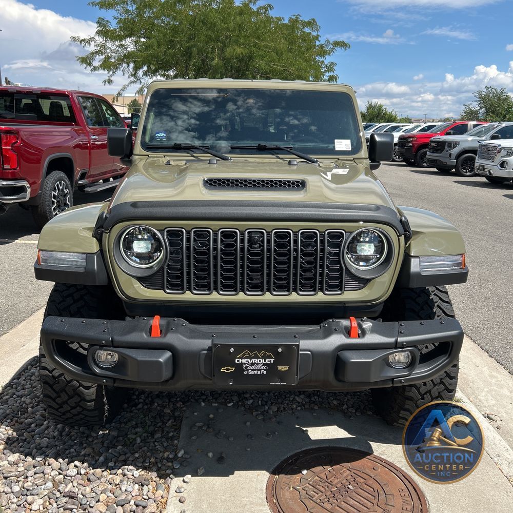 2025 Jeep Gladiator Mojave X