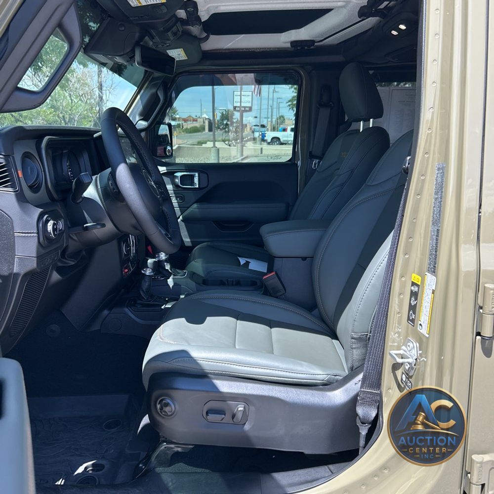2025 Jeep Gladiator Mojave X