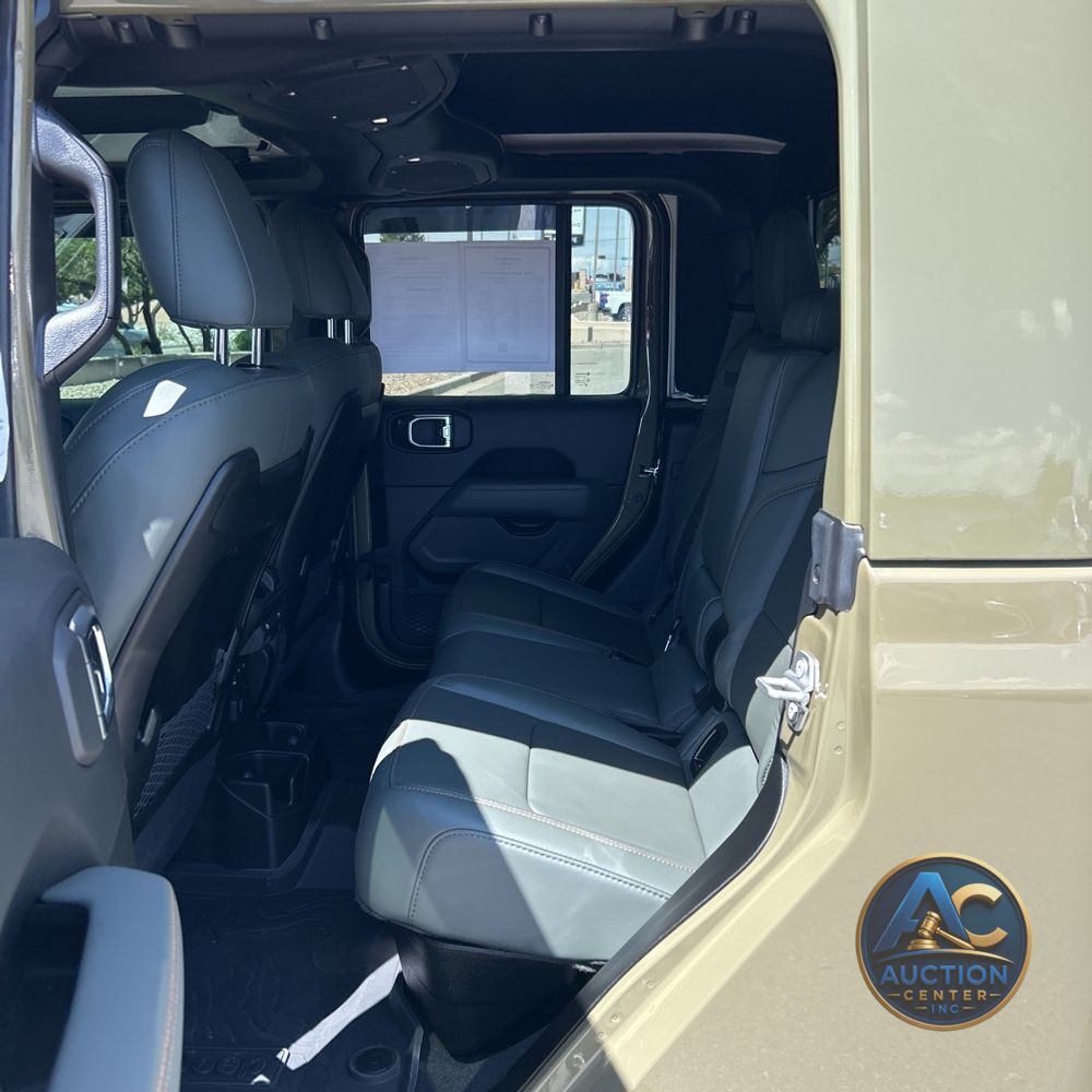 2025 Jeep Gladiator Mojave X