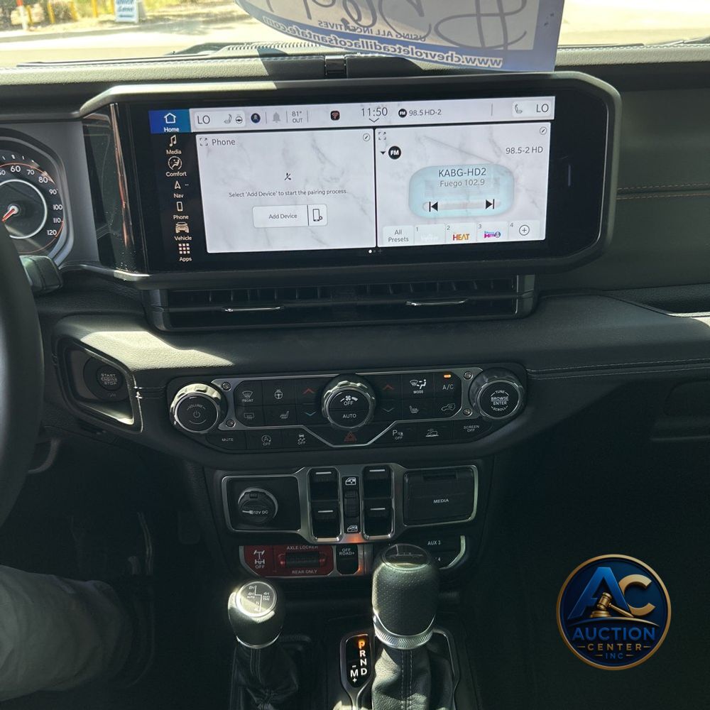 2025 Jeep Gladiator Mojave X