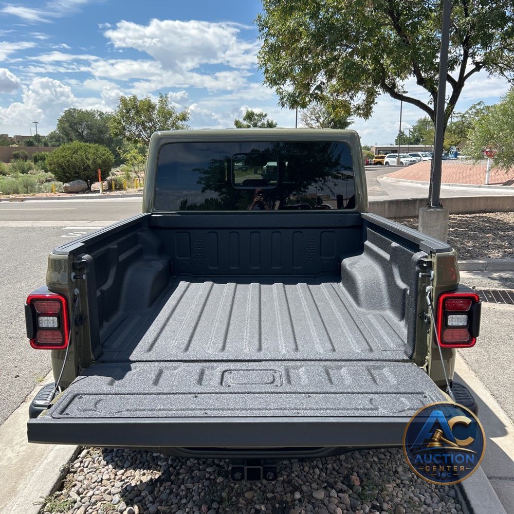 2025 Jeep Gladiator Mojave X