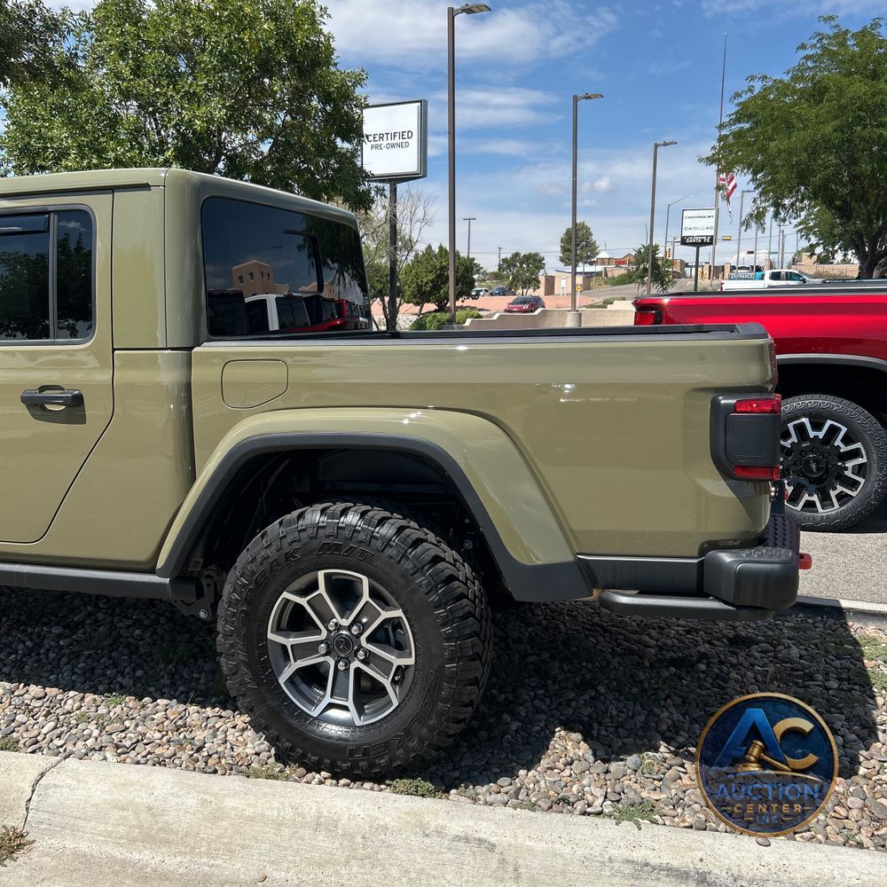 2025 Jeep Gladiator Mojave X