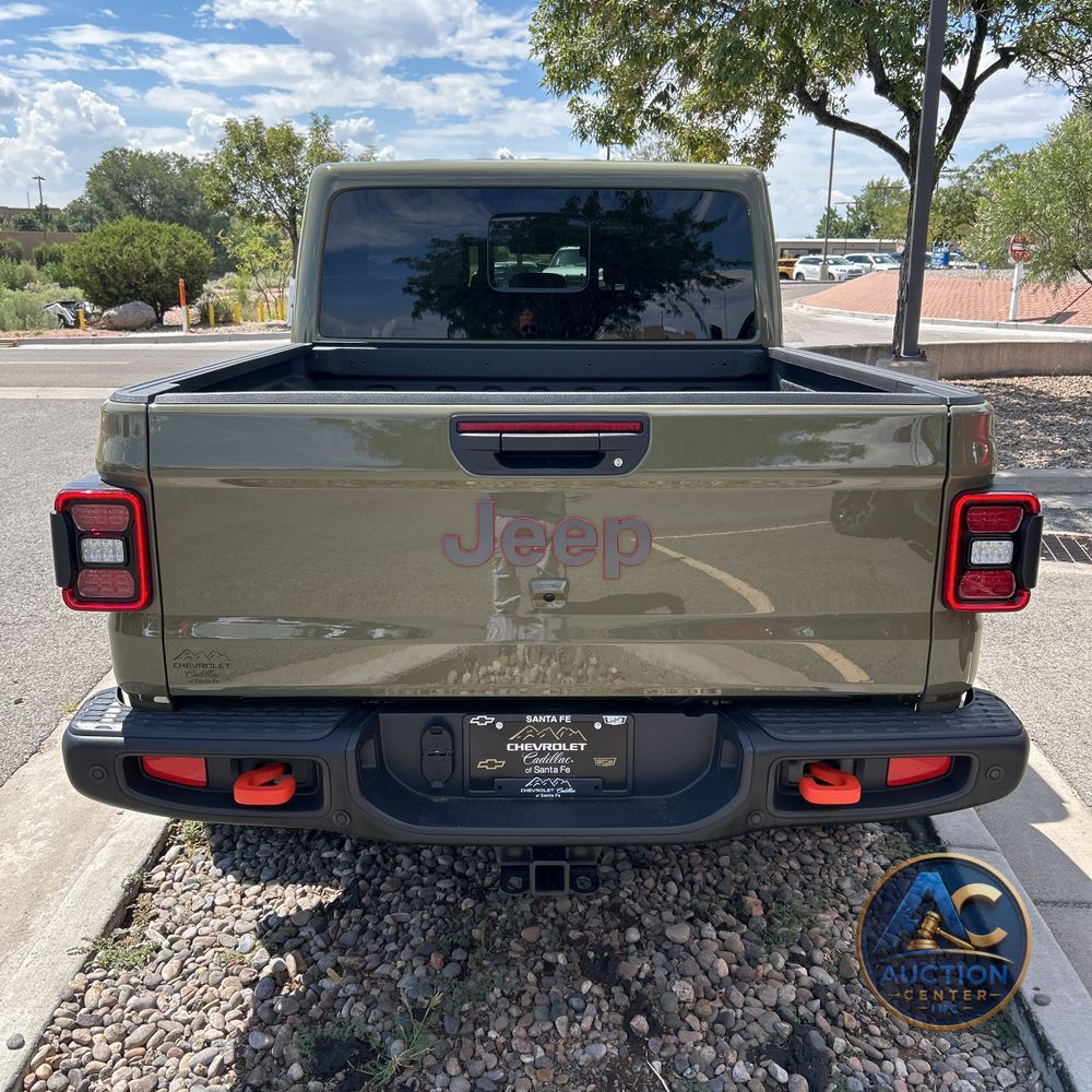 2025 Jeep Gladiator Mojave X