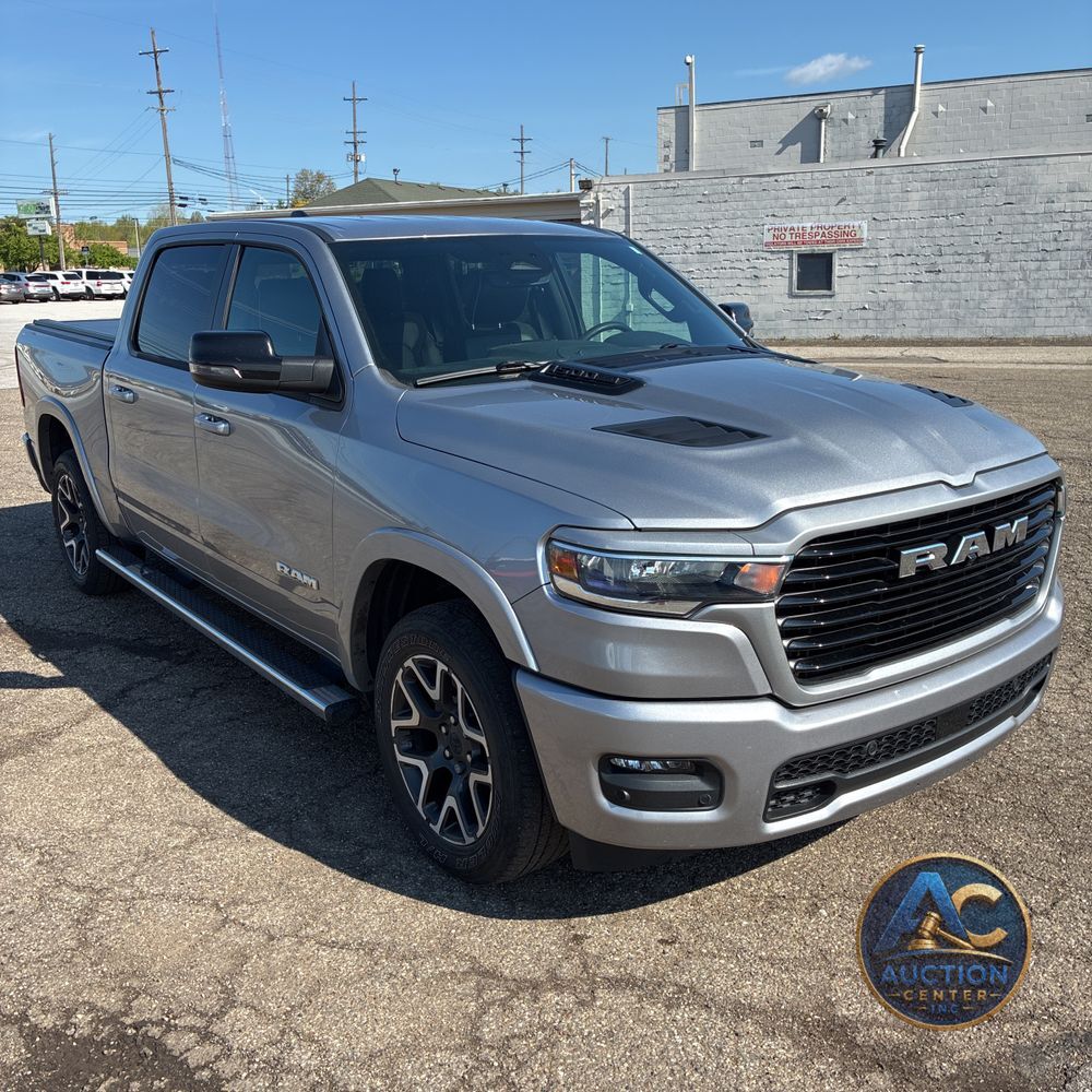 2025 Ram 1500 Laramie Crew Cab 4x4 5'7" Box