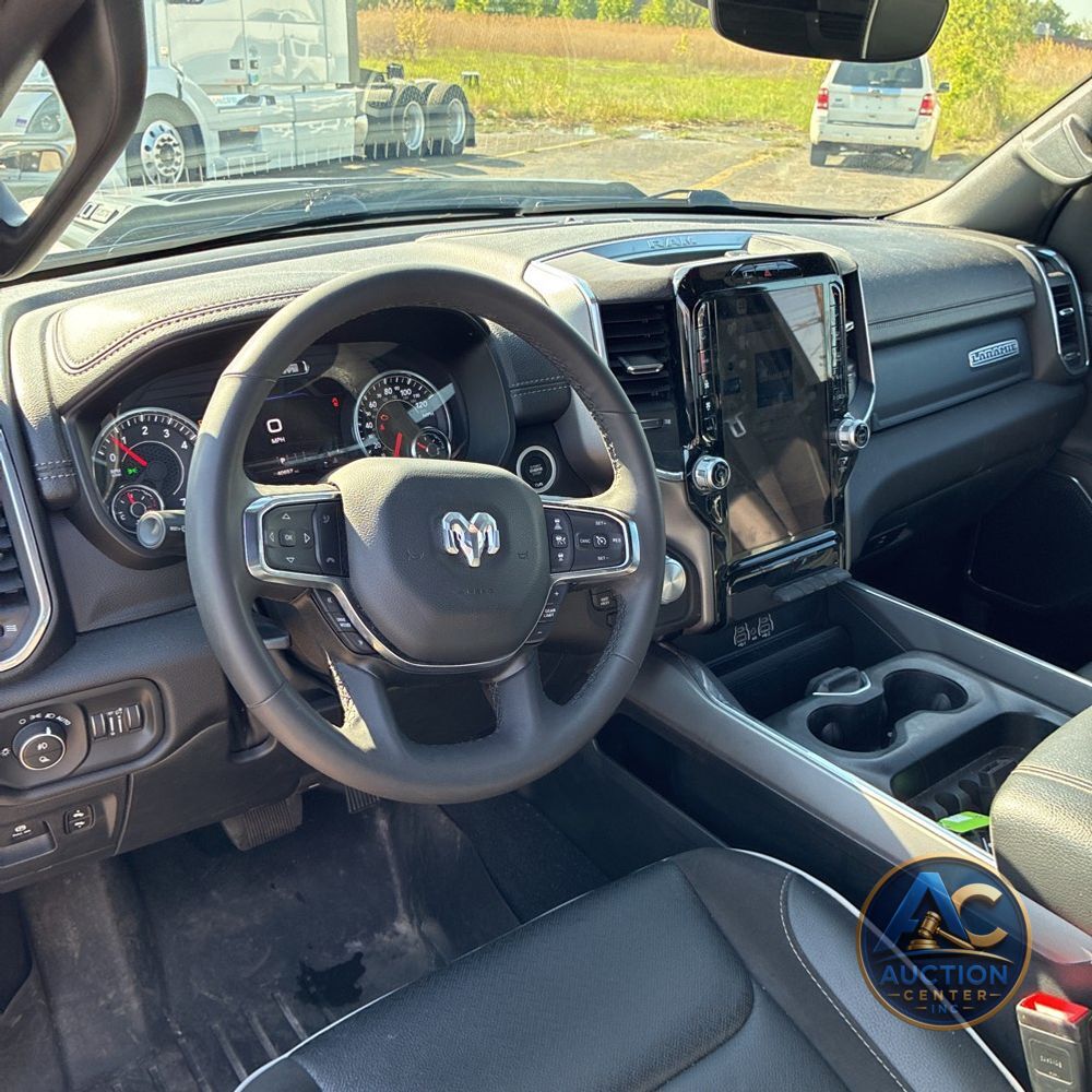2025 Ram 1500 Laramie Crew Cab 4x4 5'7" Box