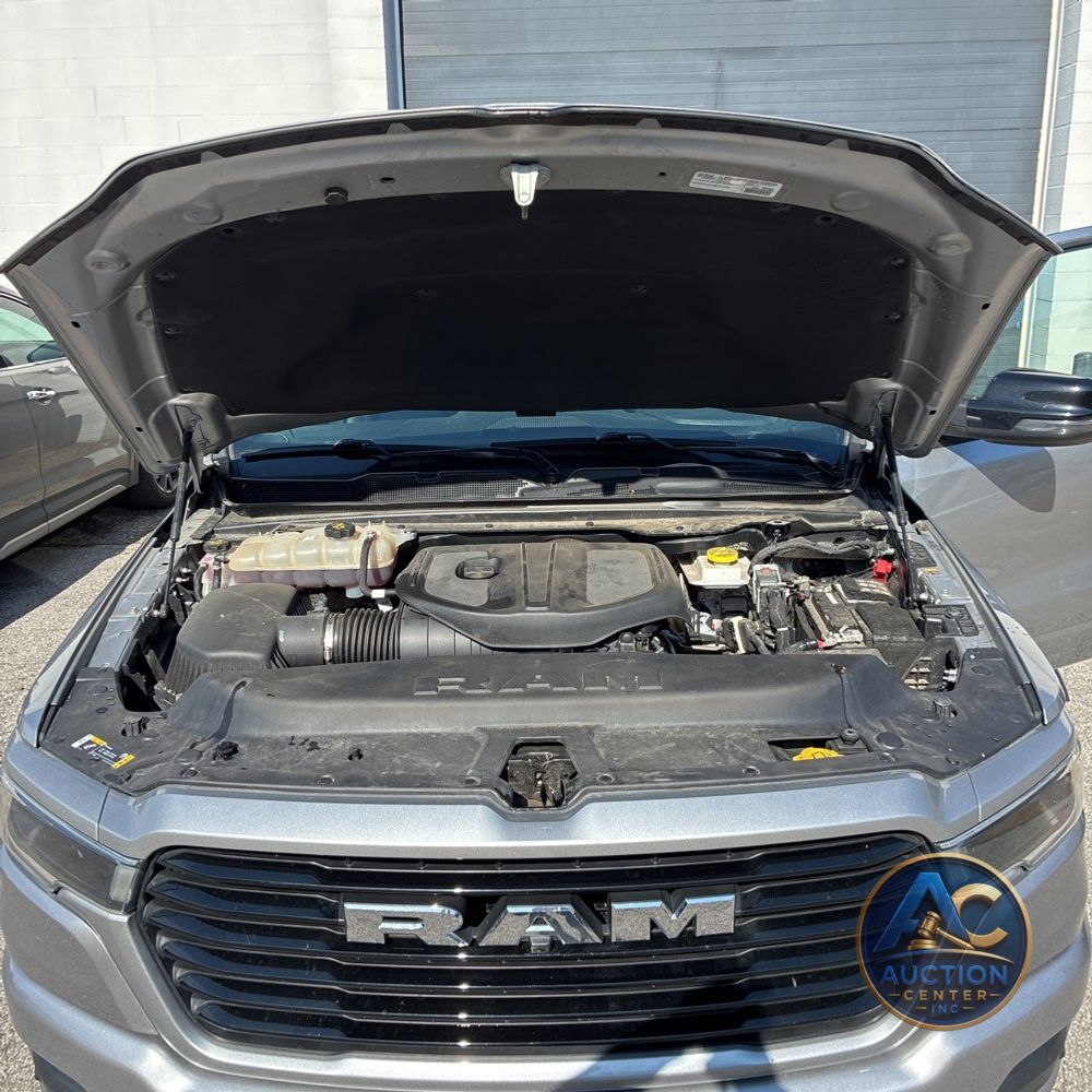 2025 Ram 1500 Laramie Crew Cab 4x4 5'7" Box