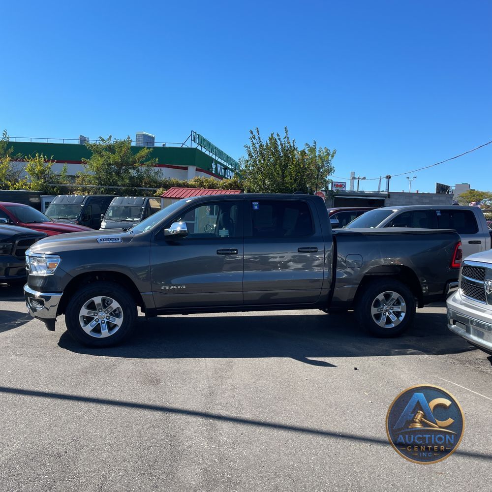 2024 Ram 1500 Laramie