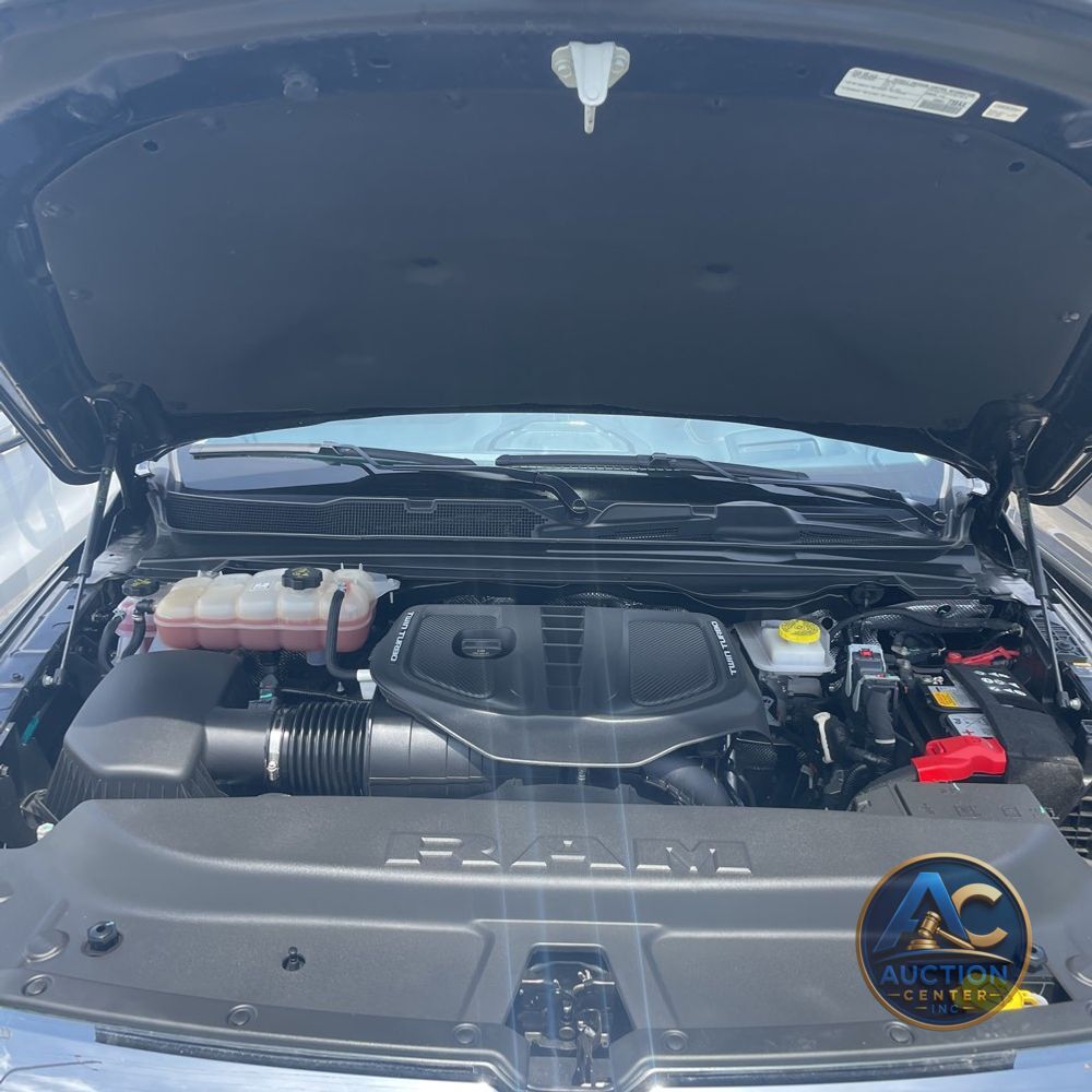 2025 Ram 1500 Tungsten Crew Cab 4x4 5'7" Box