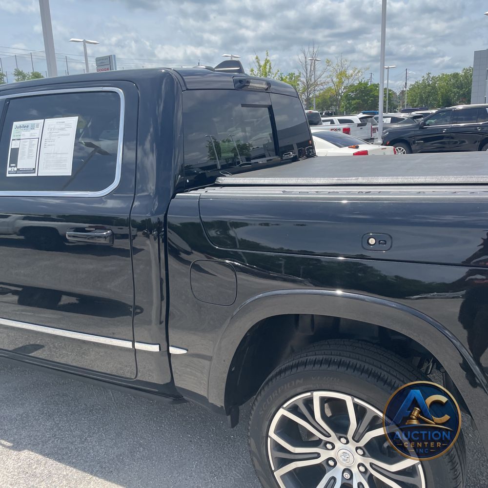 2025 Ram 1500 Tungsten Crew Cab 4x4 5'7" Box