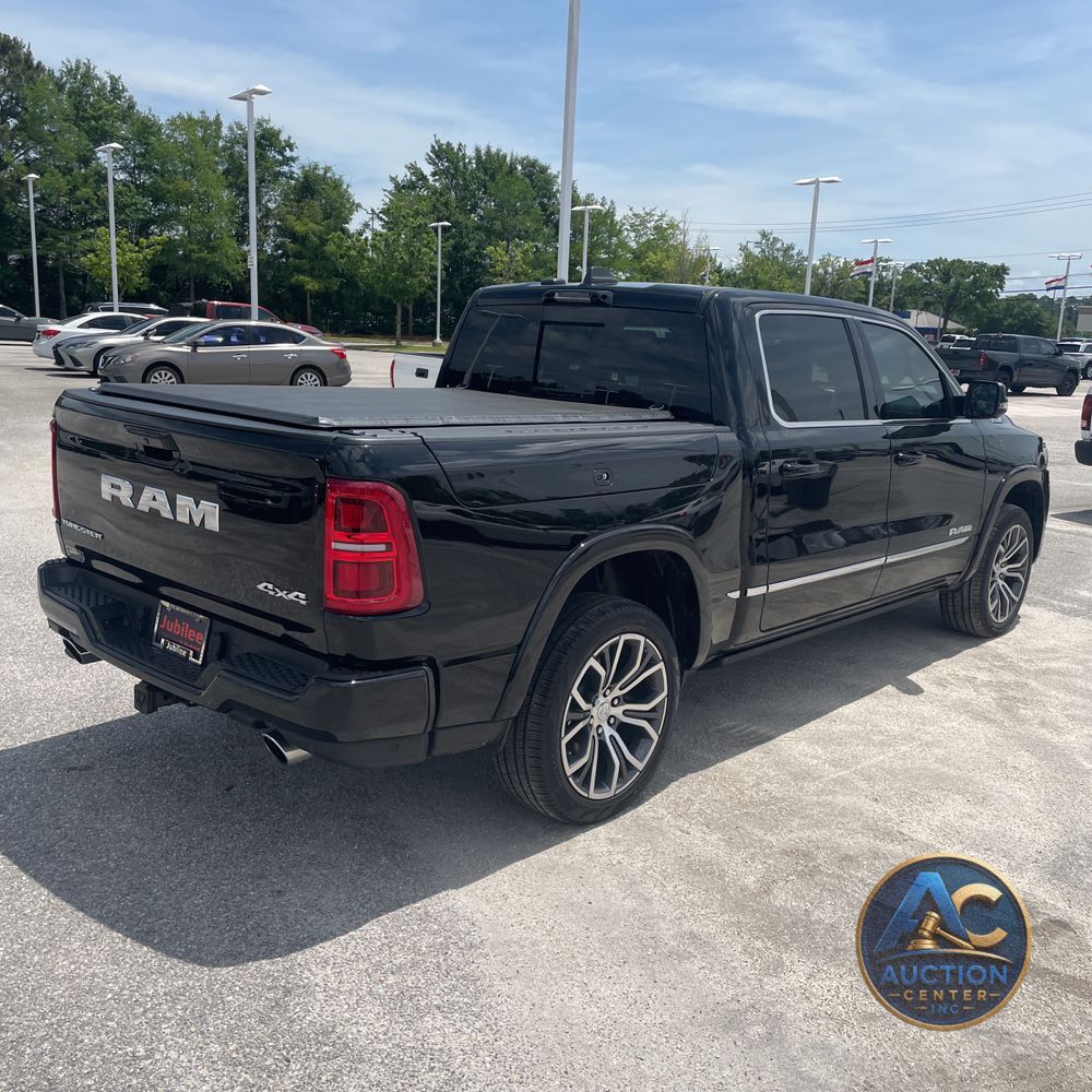 2025 Ram 1500 Tungsten Crew Cab 4x4 5'7" Box