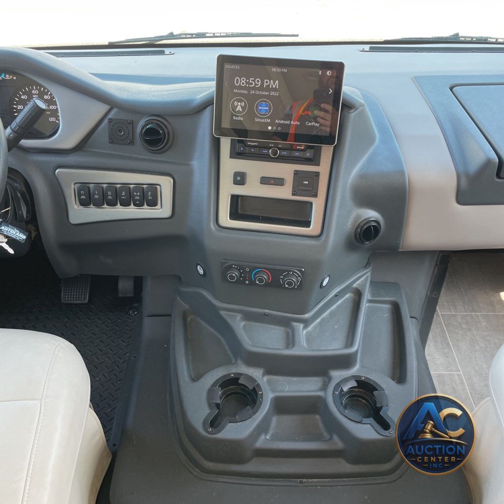 2020 Mirada Coachman motor home Base