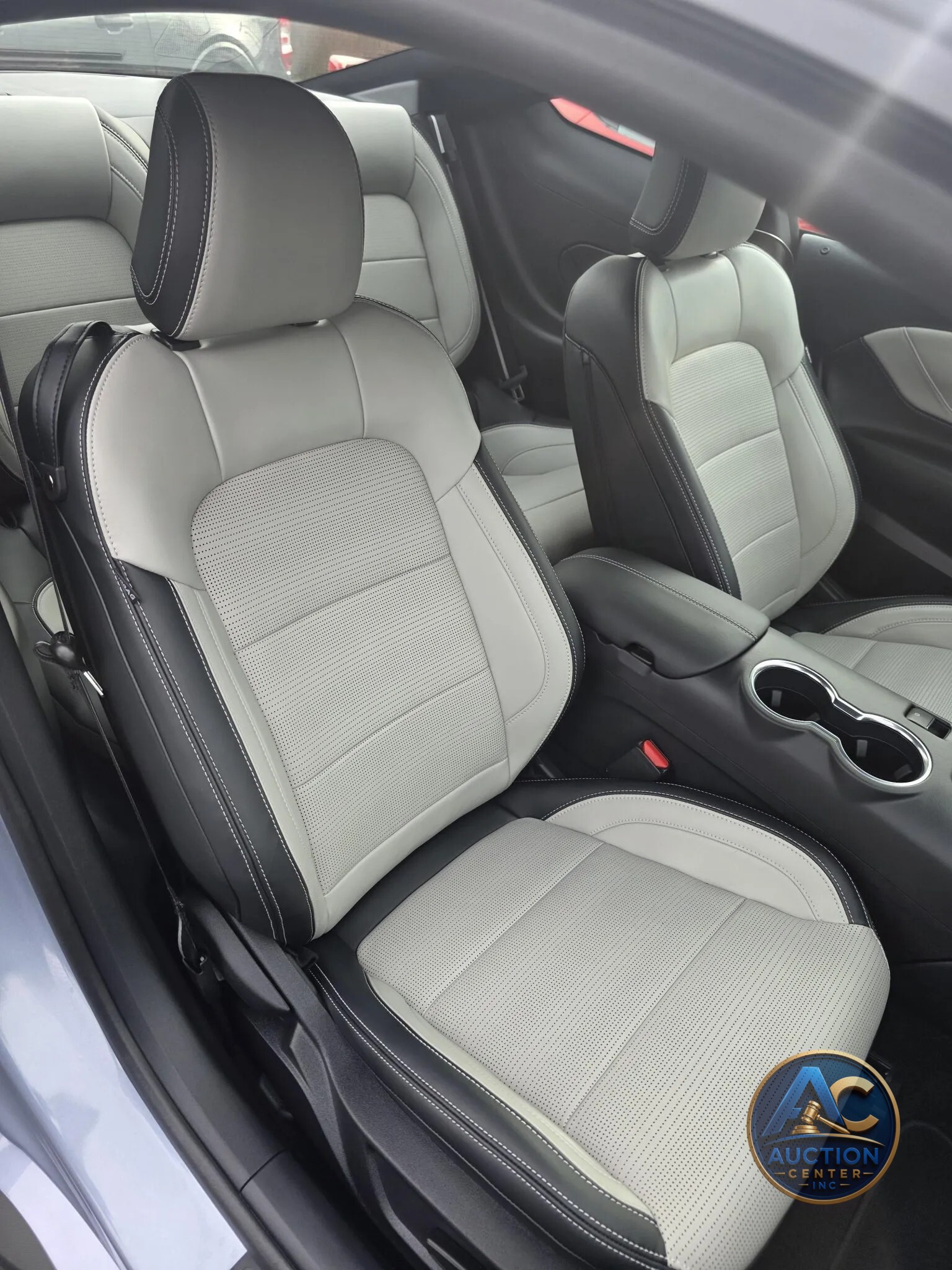2025 Ford Mustang GT Coupe 60th Anniversary Edition