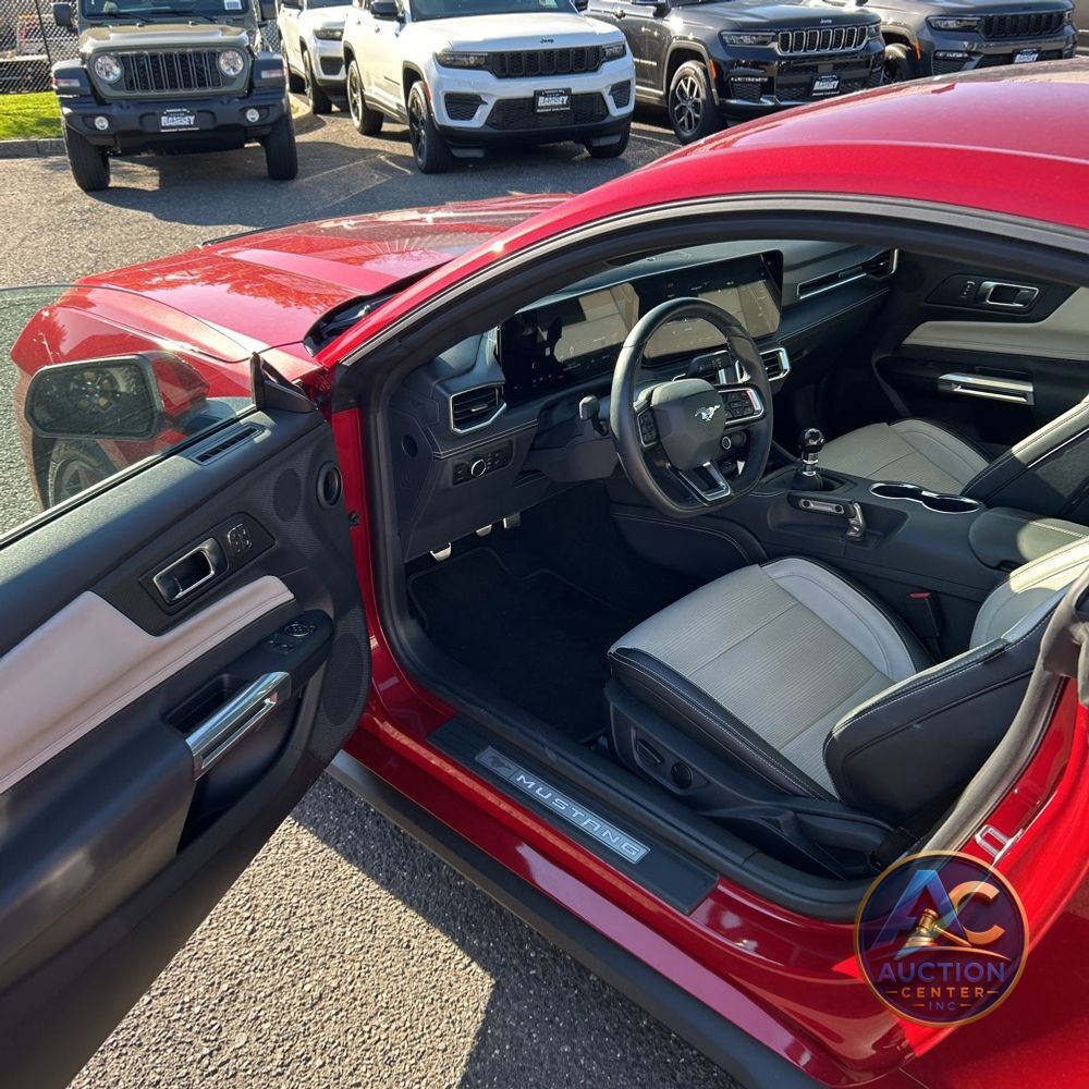 2024 Ford Mustang GT Premium