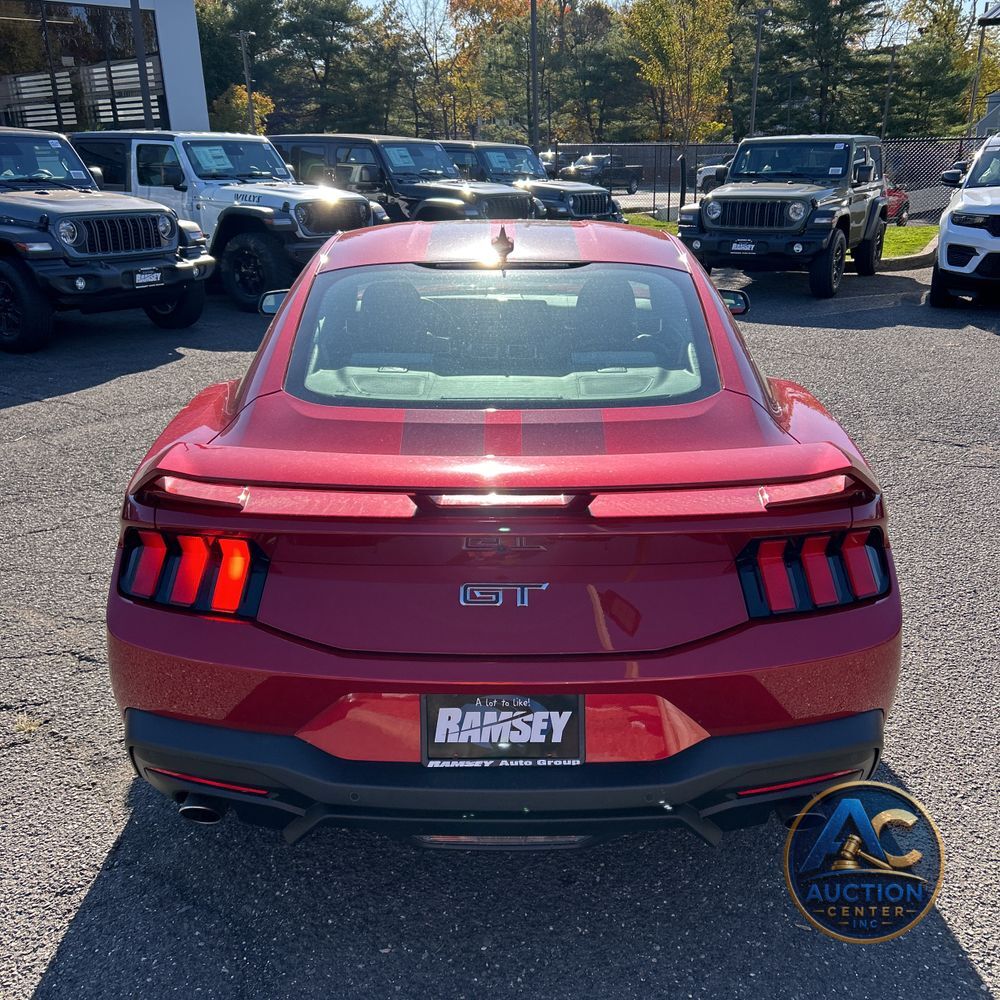 2024 Ford Mustang GT Premium