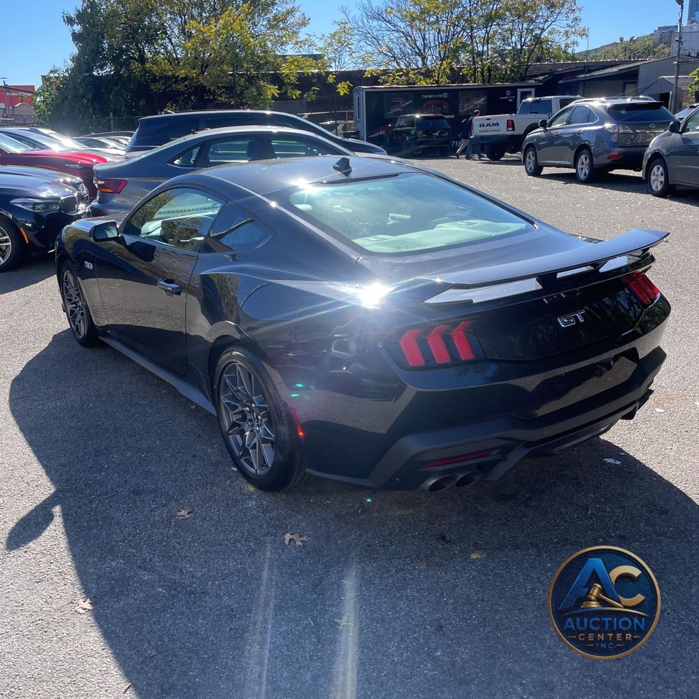 2024 Ford Mustang GT Premium