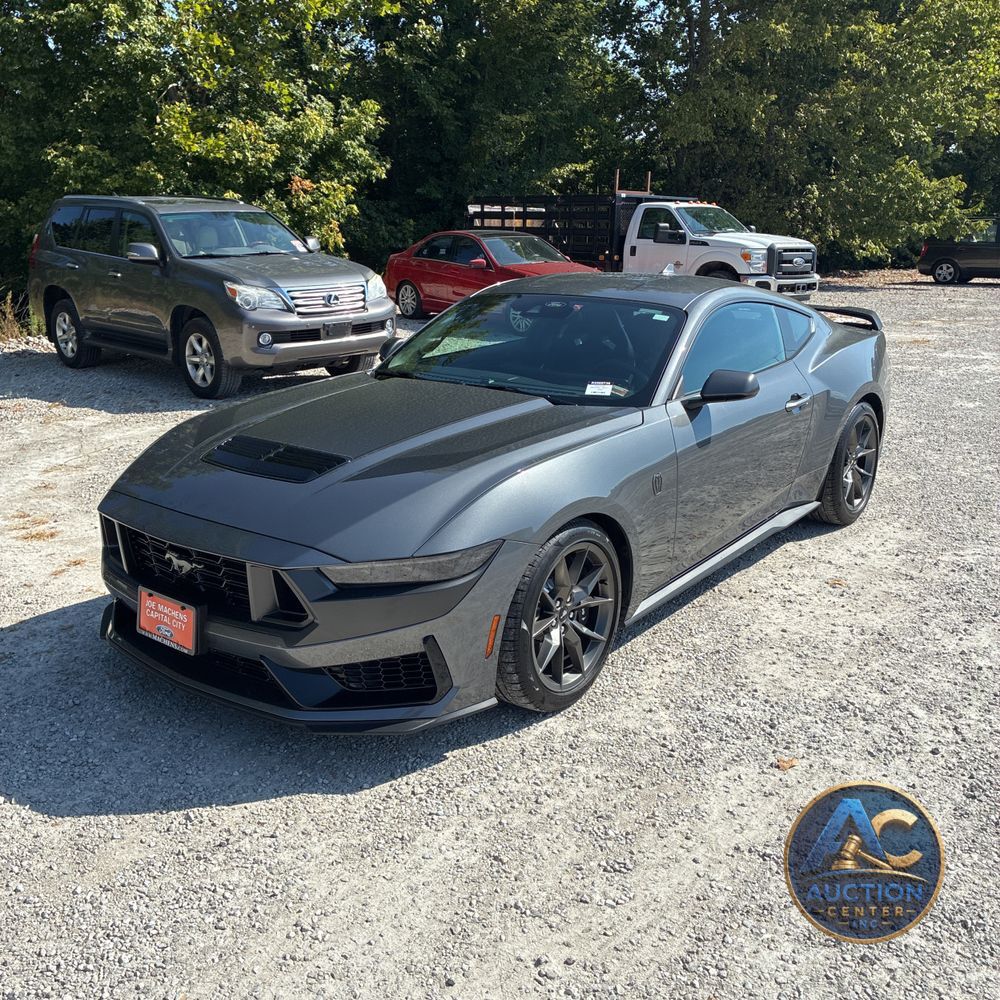 2024 Ford Mustang Dark Horse