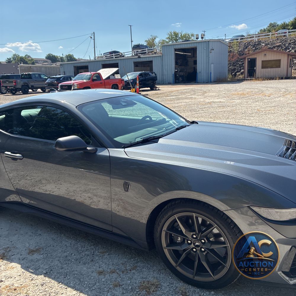 2024 Ford Mustang Dark Horse