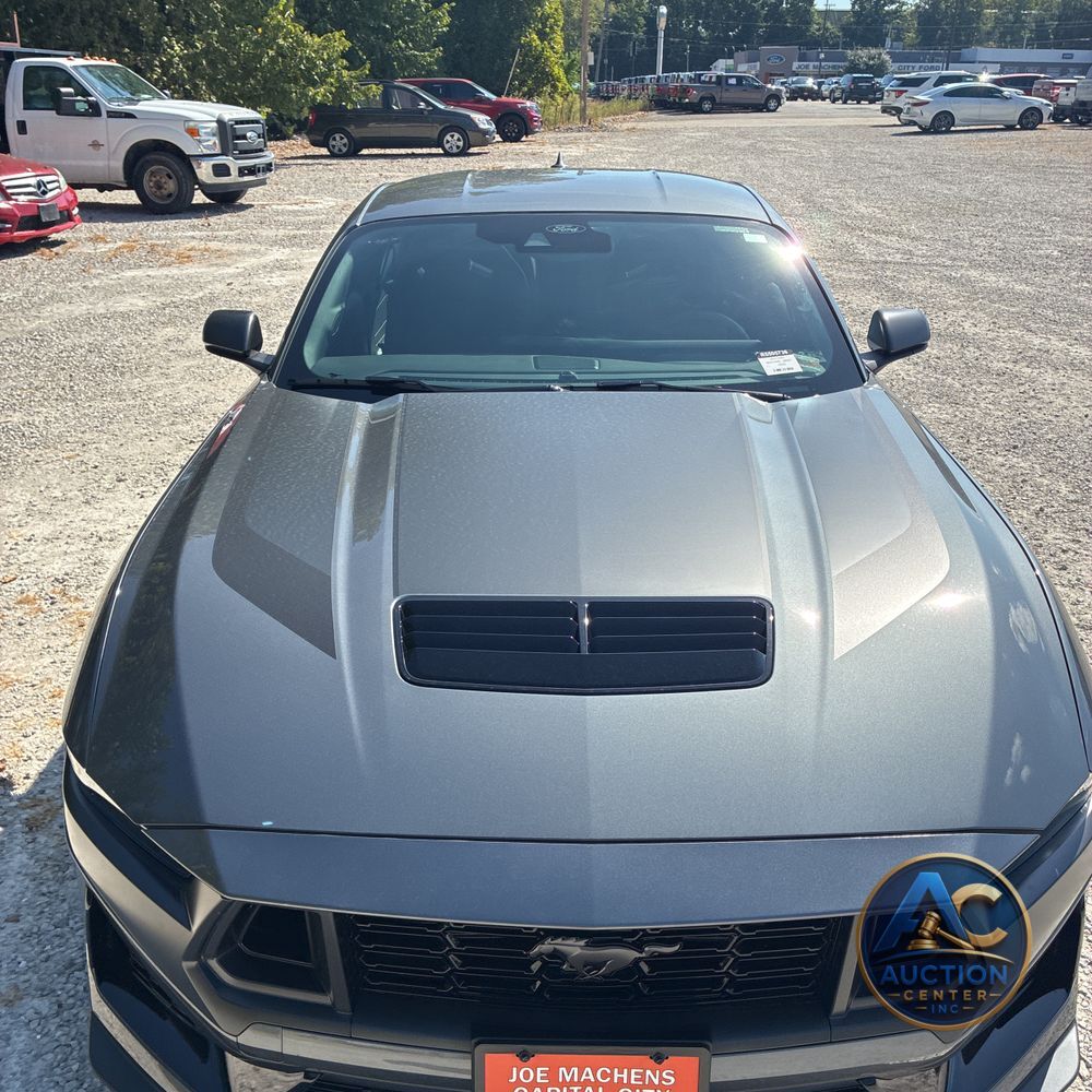 2024 Ford Mustang Dark Horse