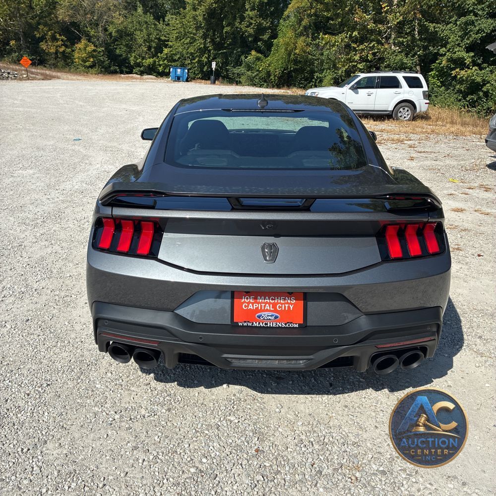 2024 Ford Mustang Dark Horse