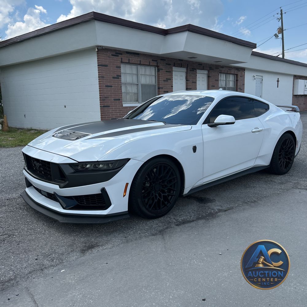 2024 Ford Mustang Dark Horse